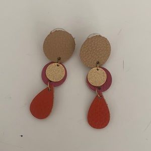 Dangly gold earrings